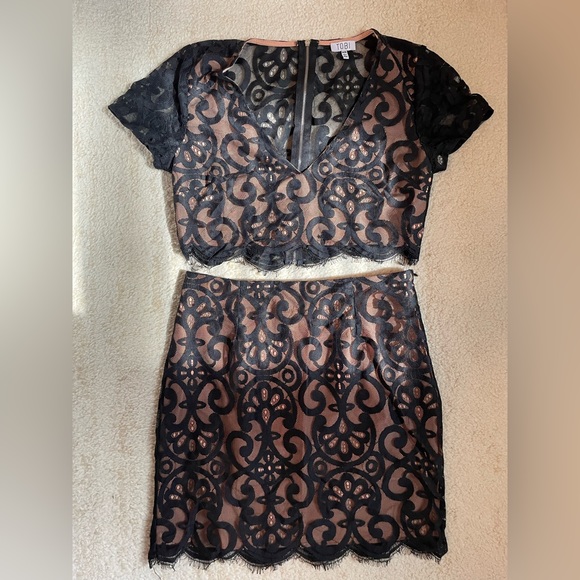 Two-Piece Dress - Picture 2 of 5